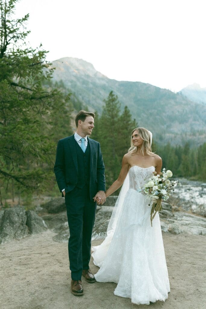 Leavenworth, Washington bride and groom portraits 