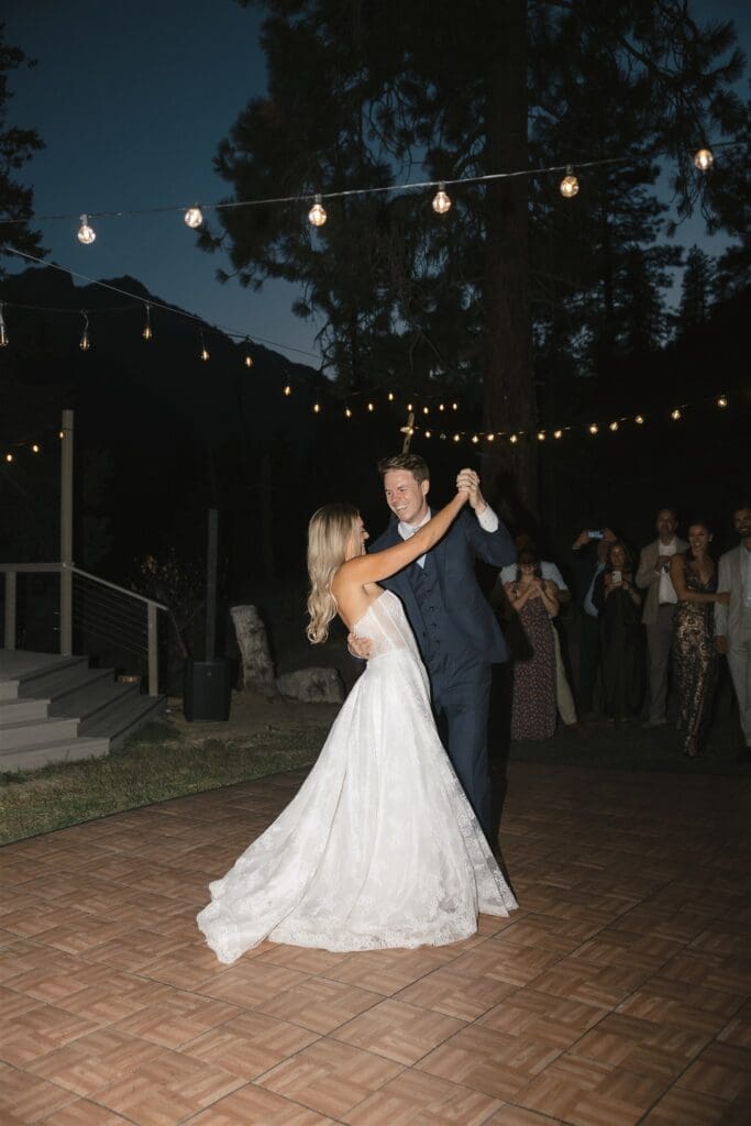 Outdoor wedding receptions in the mountains