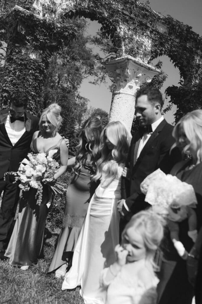 Spring wedding ceremony in Chattanooga, TN at Howe Farms