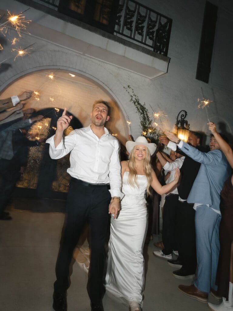 Tennessee wedding sparkler send off