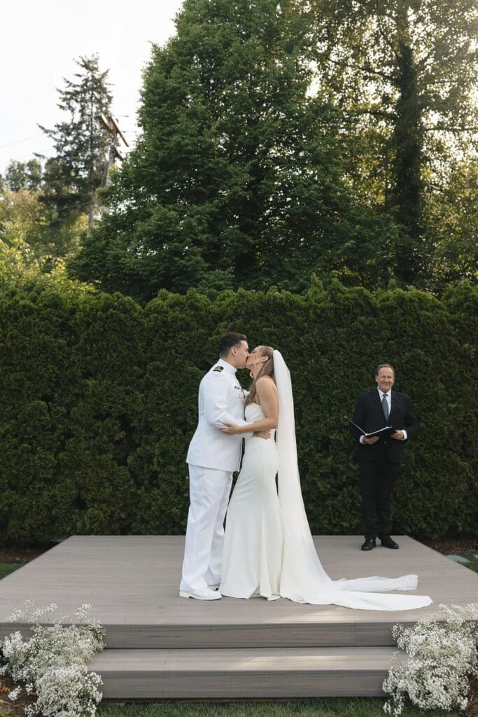 Columbia Collective wedding ceremony in Woodinville