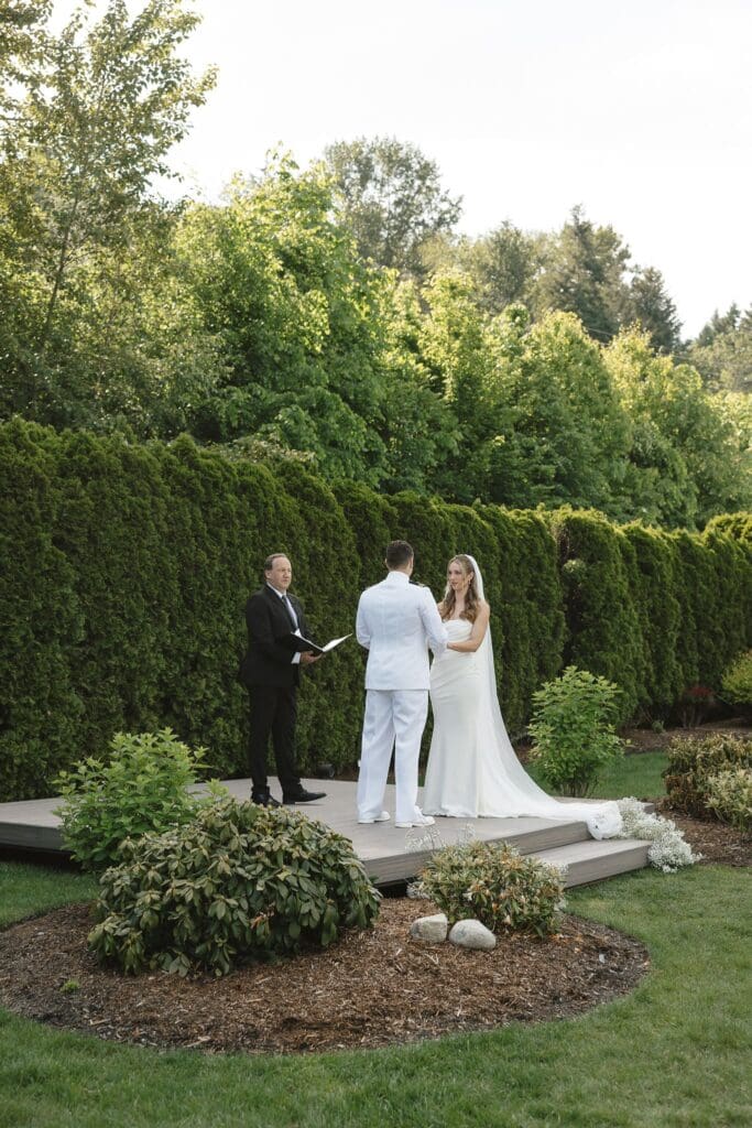 Columbia Collective wedding ceremony in Woodinville